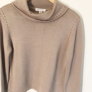 Meredith long sleeve turtleneck Sz. M